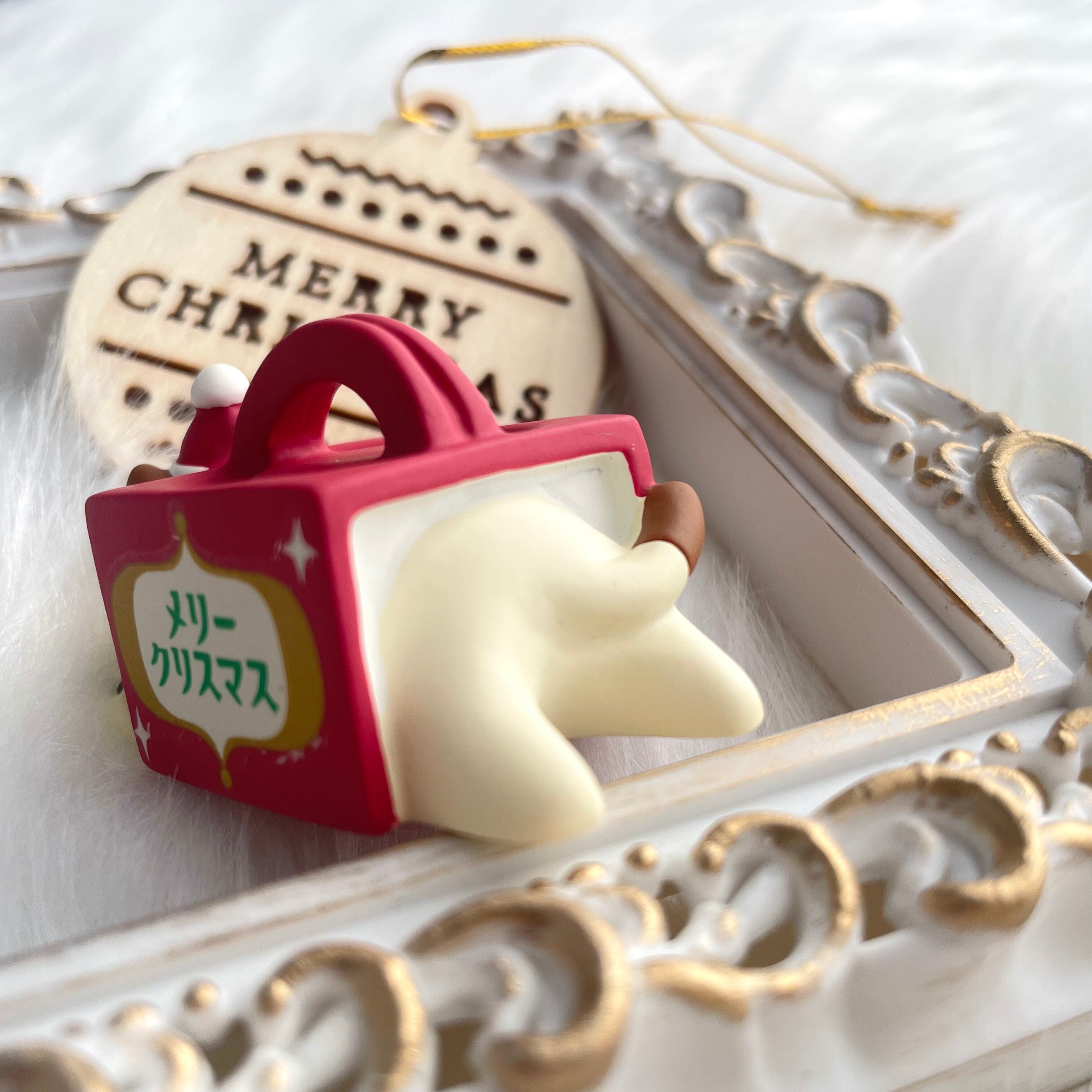 concombre｜コンコンブル｜ケーキ箱つっこみ猫 猫雑貨 ねこ ネコ クリスマス ディスプレイ 収集癖 コレクション