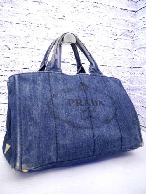 ◆PRADA プラダ CANAPA カナパ 大容量 サイド開閉 デニム地 ショッパー トート ハンド バッグ 青x金◆ 使い勝手抜群！大容量の定番モデル♪