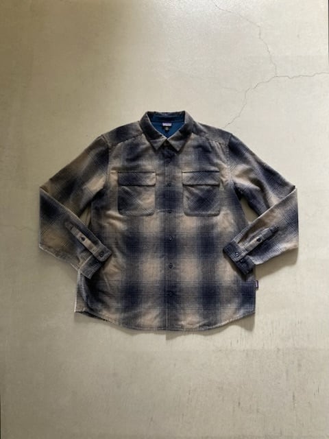 グレー×ネイビーXL：patagonia パタゴニア リサイクルウール オンブレ  