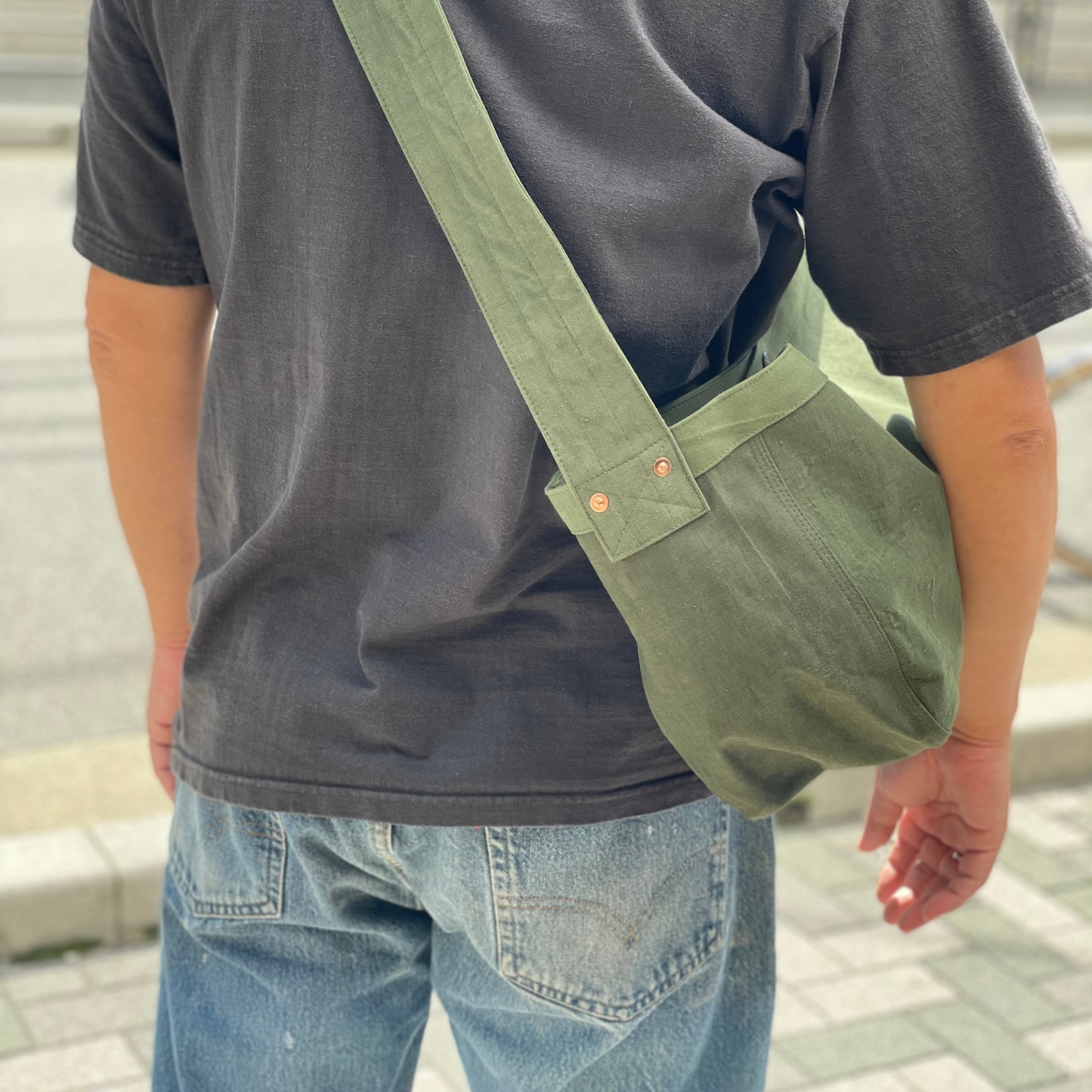 Hand Light Military Newspaper Bag | Button Works Store ボタンワークス