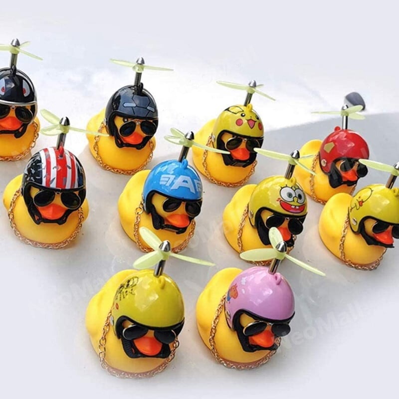 送料コミコミ】 光る ちょいワル アヒル隊長 スイカ 自転車 バイク 車