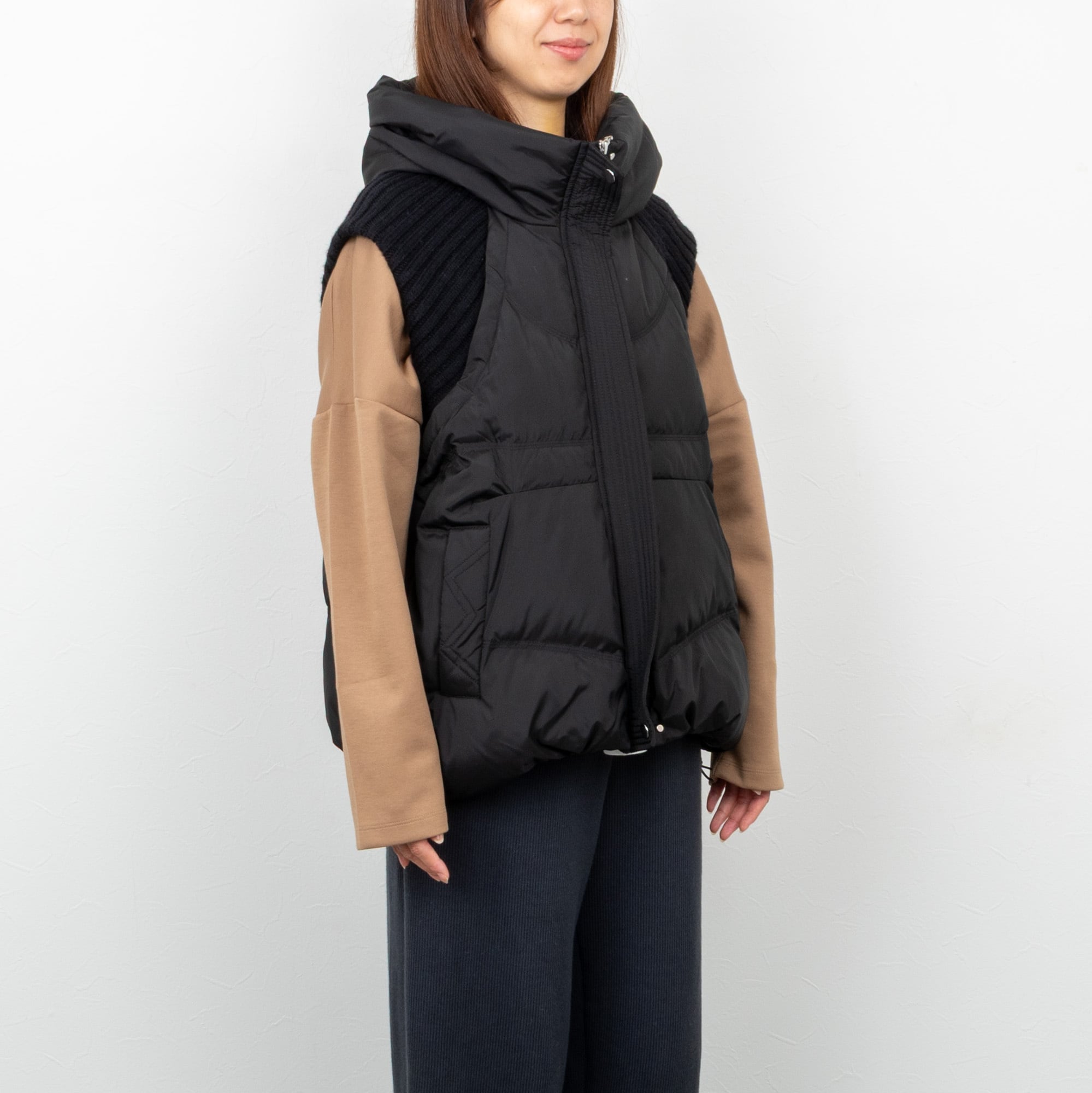 PASSIONE／パシオーネ】ショルダーリブフードダウンベスト（ブラック