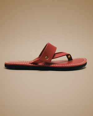<受注生産>Triangular Tongs Sandal  - 栃木レザー  #Red