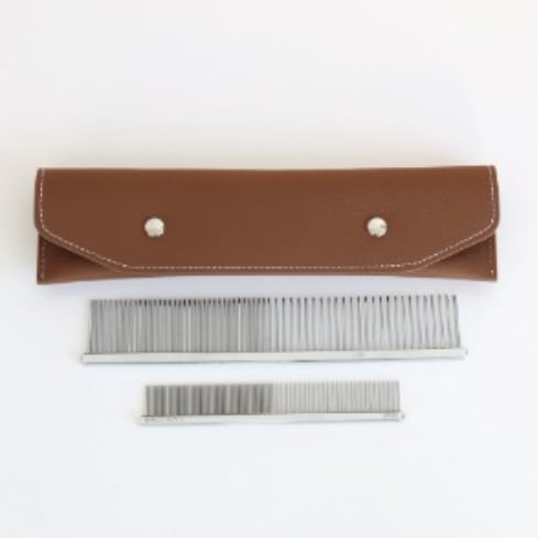 在庫確保済【Chiot】Leather Comb Case (Brown)