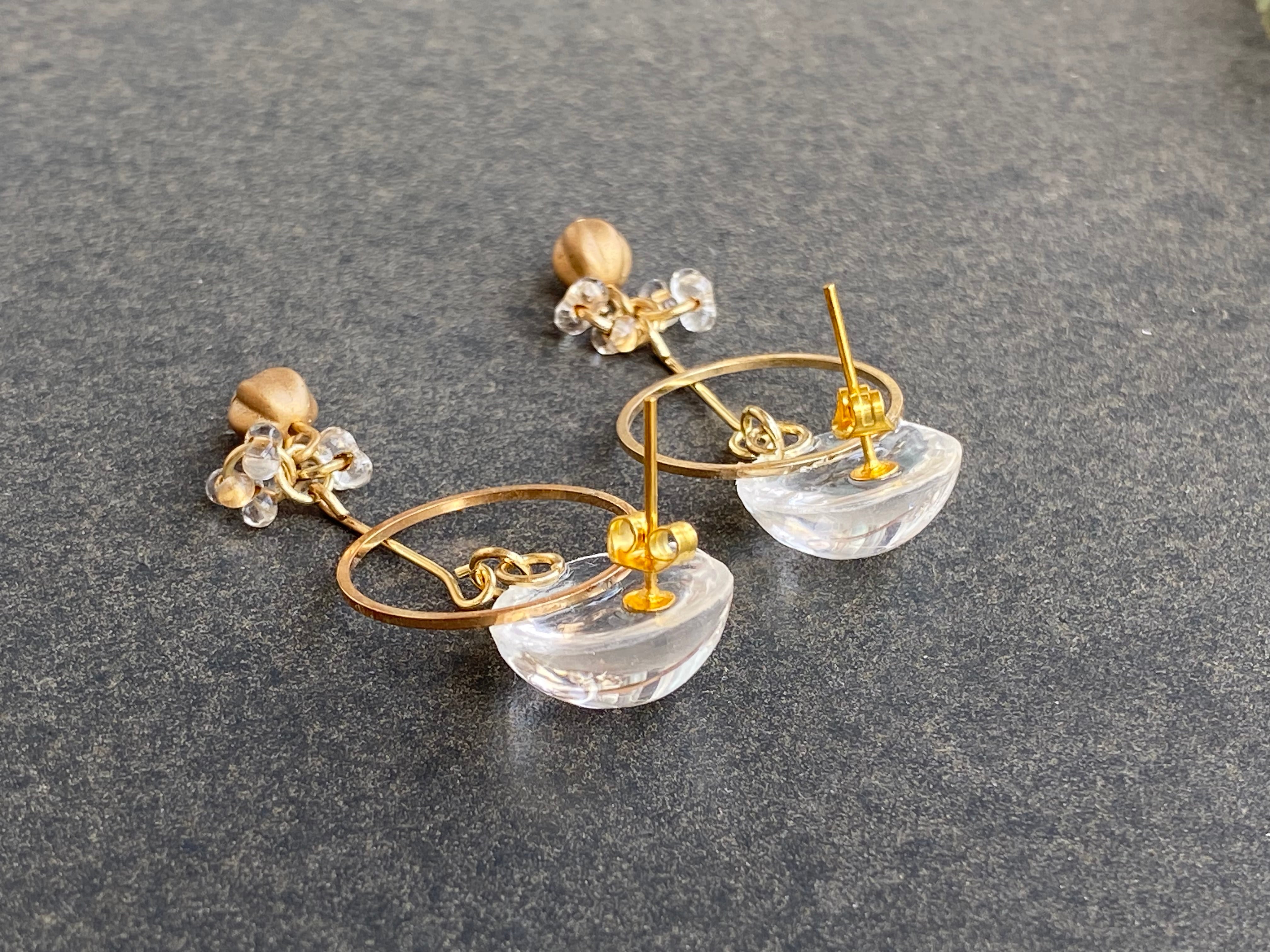 夏 ゴールド 大人 クリア 透明感 ~ ハンドメイド ~ ピアス | keicomy