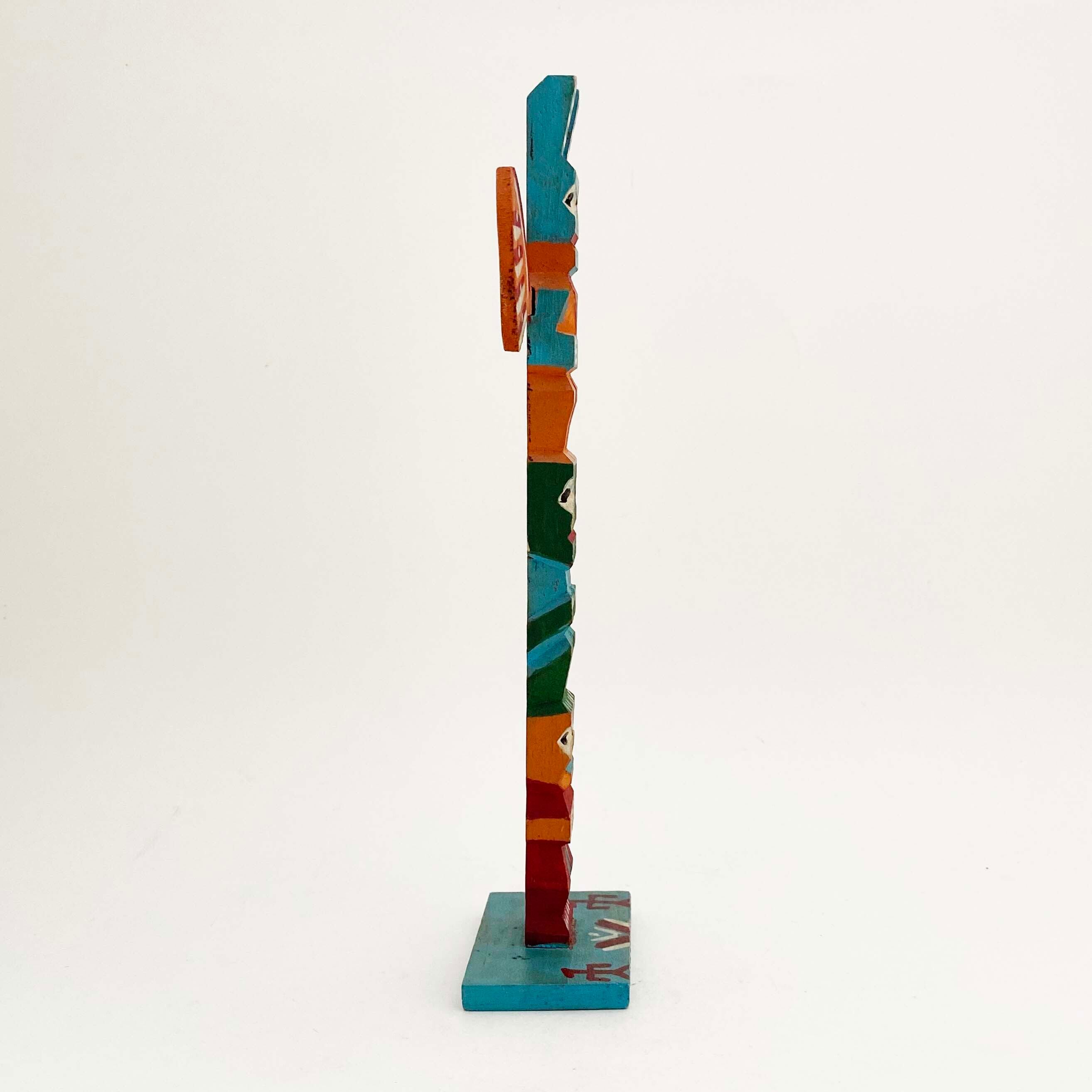 ヴィンテージ・トーテムポール（アラスカ先住民 / 木製ハンドペイント）23cm