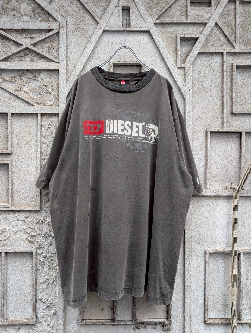 "DIESEL" print tee