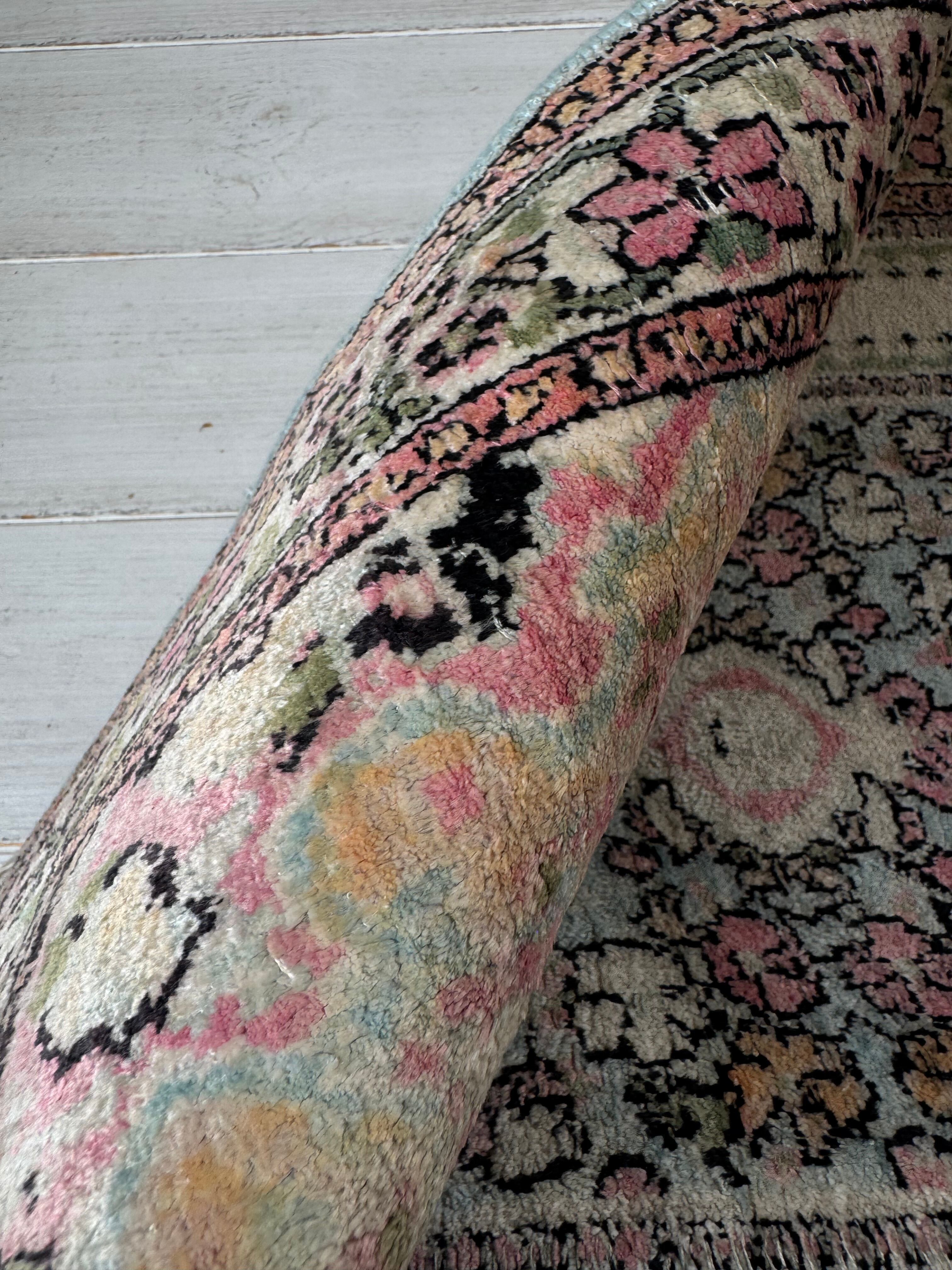 vintage rug, 220 | fave