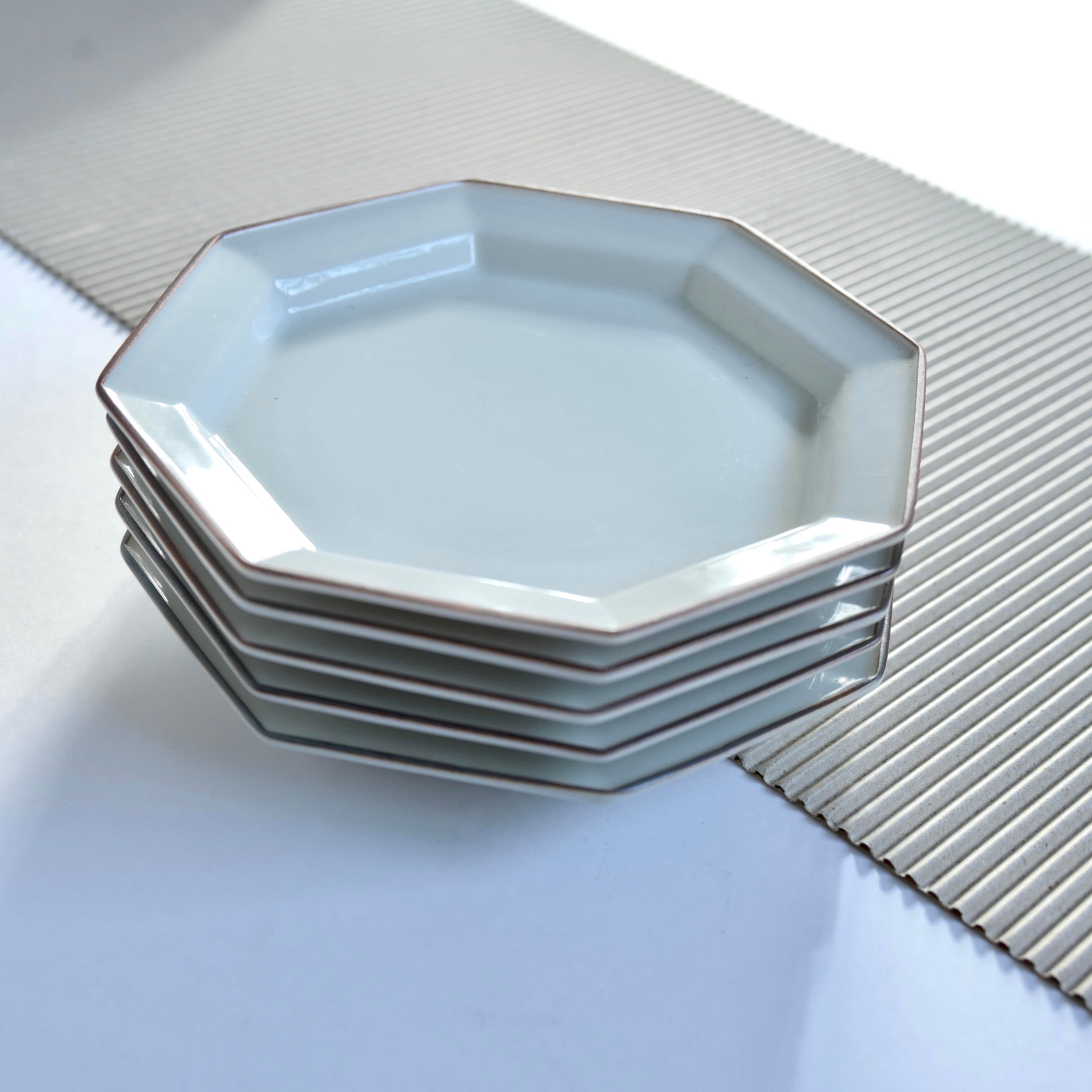 41124】【51111】九谷の白 八角形の平皿 / Kutani White Octagonal