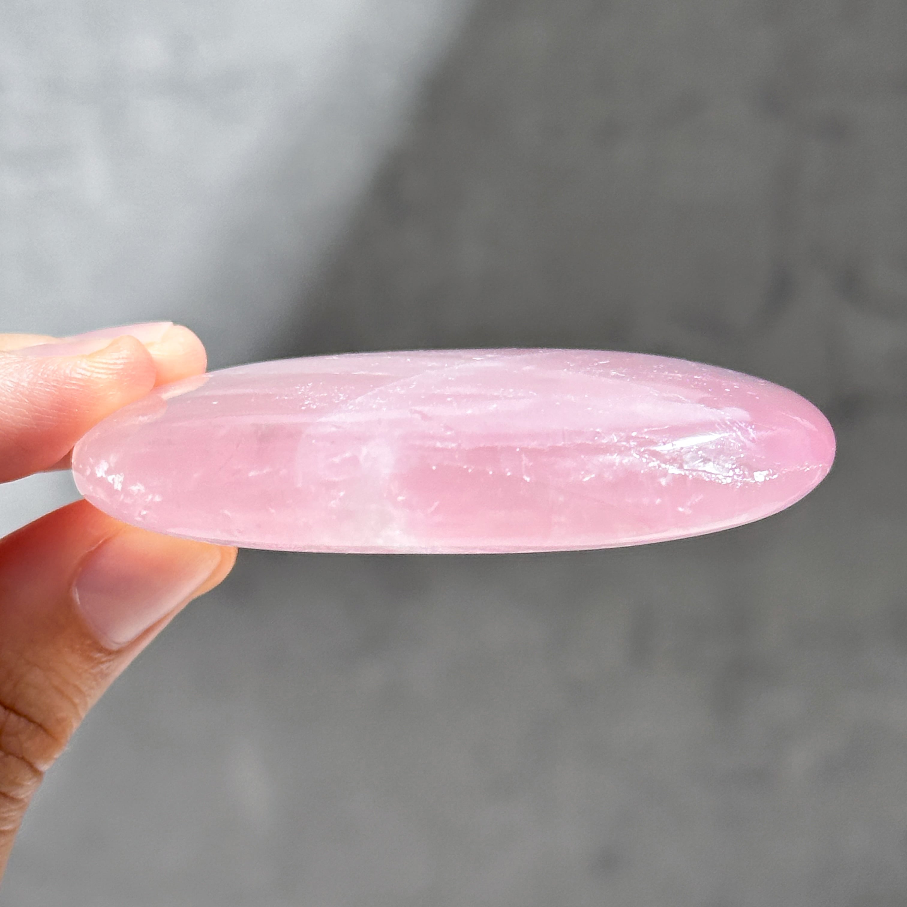 ローズクォーツ パームストーン15◇ Rose Quartz ◇ 天然石・鉱物