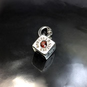 DICE with GARNET PENDANT / ダイスペンダント・ガーネット
