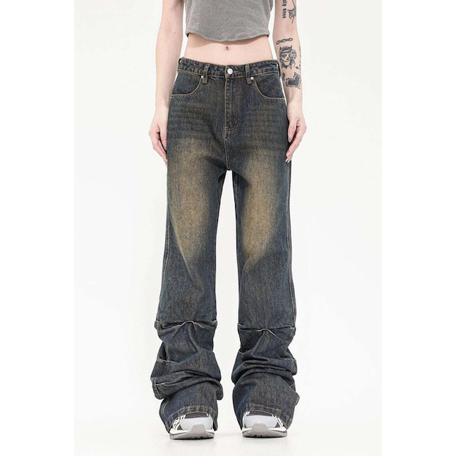 Tuck Design Semi Flare Denim Jeans