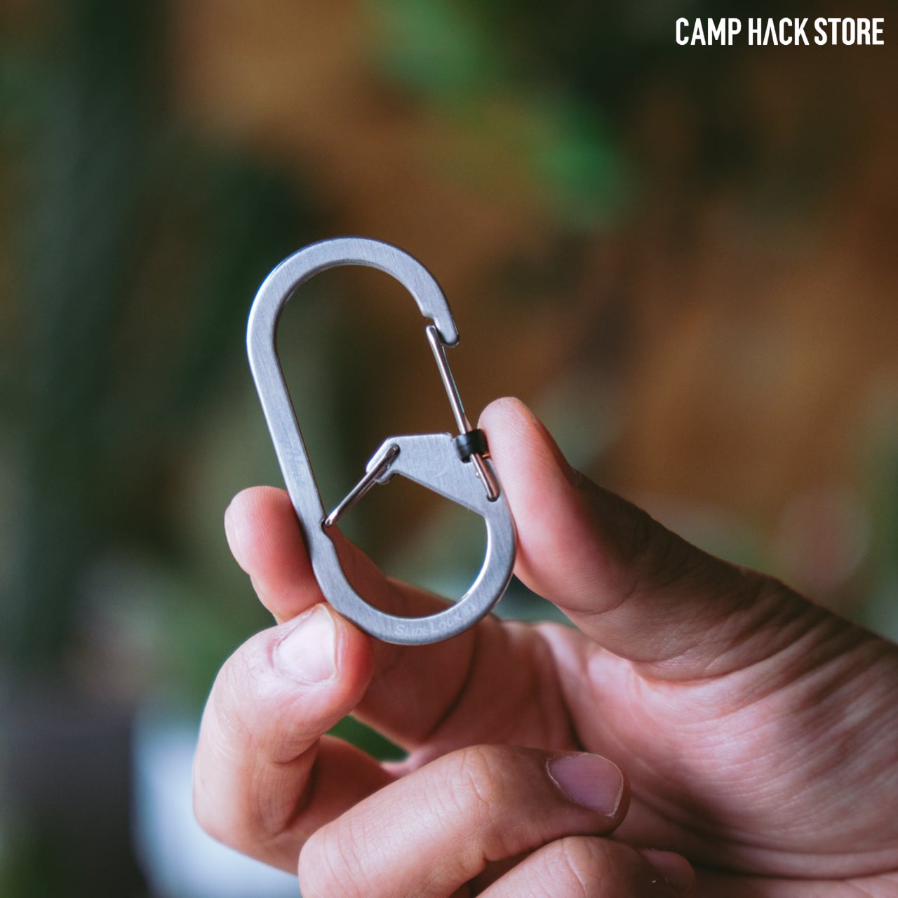 二重ロックの安心感「Gカラビナー」 | CAMP HACK STORE