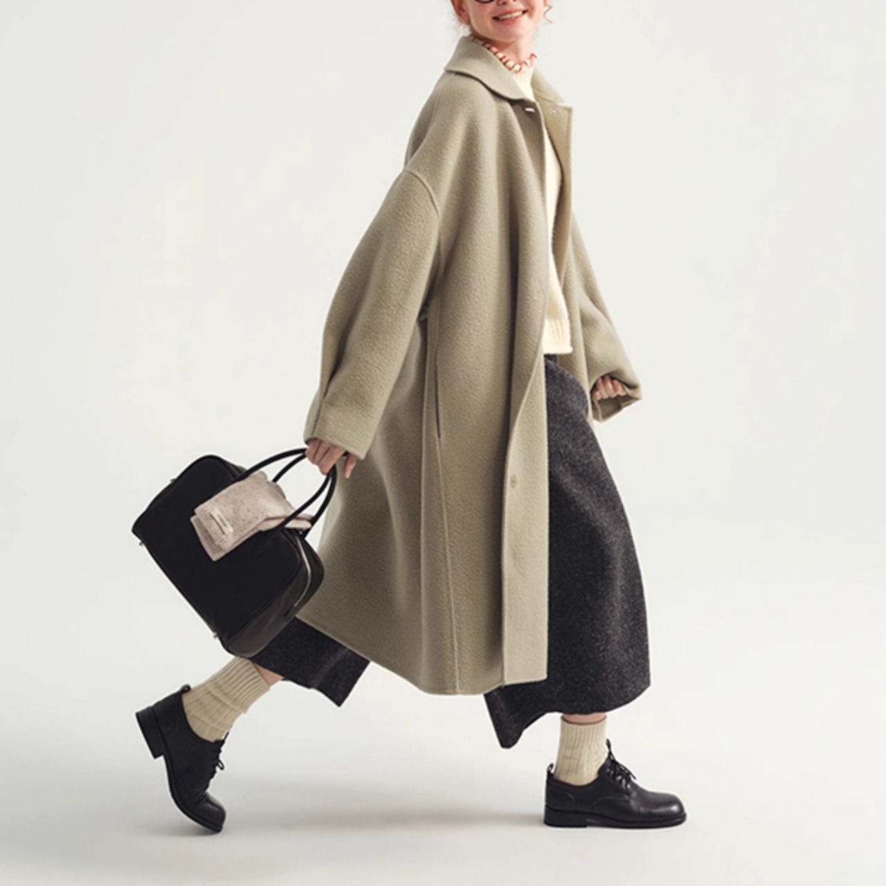 【2color】「冬のひかりを抱いて」ピーターパンカラーロングコート《P0322》