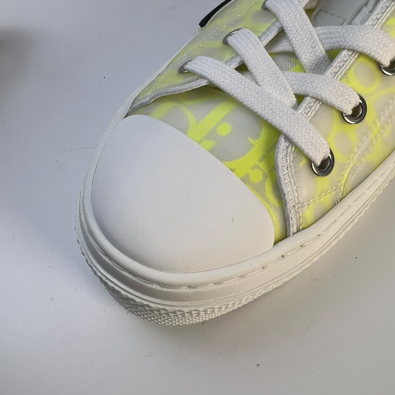 【最終処分SALE】Dior  スニーカー イエロー#40 A-8555