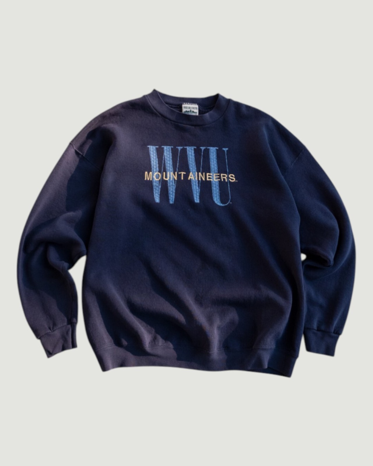 【古着】ネイビーのカレッジロゴスウェット - 1