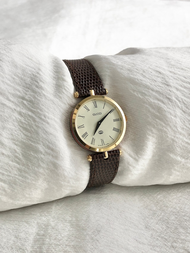 GUCCI グッチ 腕時計 ブラウン ゴールド シェリーライン ラウンドフェイス レザー クウォーツ vintage ヴィンテージ オールド vng8gz