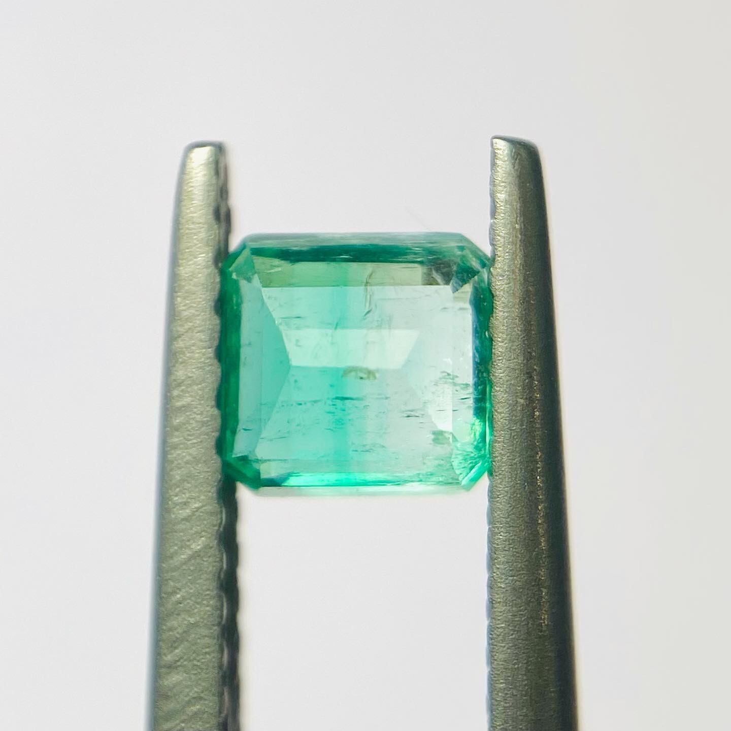 昭和レトロなクリームソーダエメラルド2