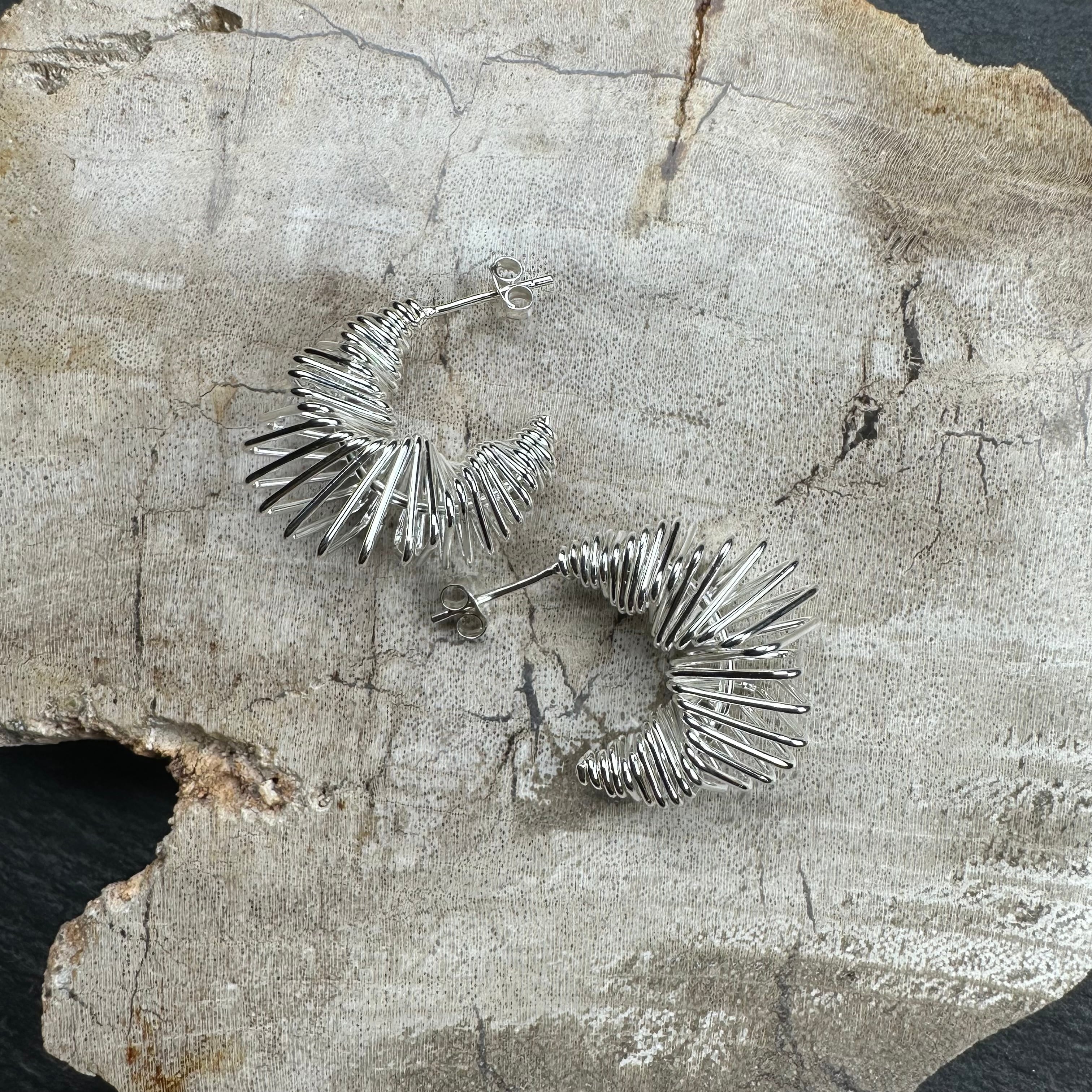 シルバー925 silver 螺旋ワイヤーフープピアス/軽研磨仕上げ