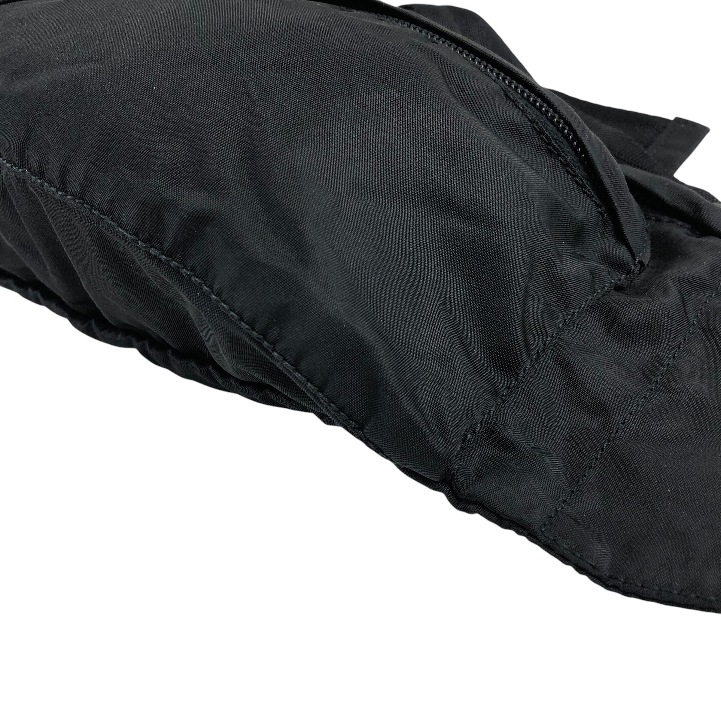 S00308 PRADA プラダ ブラック スリングバッグ ショルダーバッグ PRADA プラダ ショルダーバッグ ブラック トライアングルロゴ ナイロン