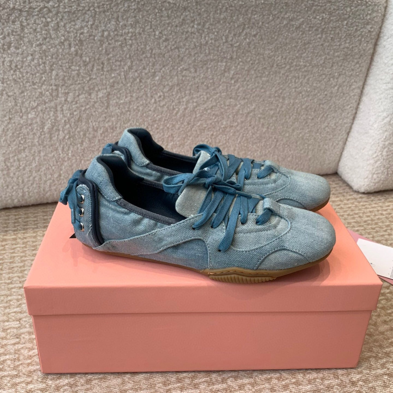 Lace-up Low-cut Sneakers  T4451