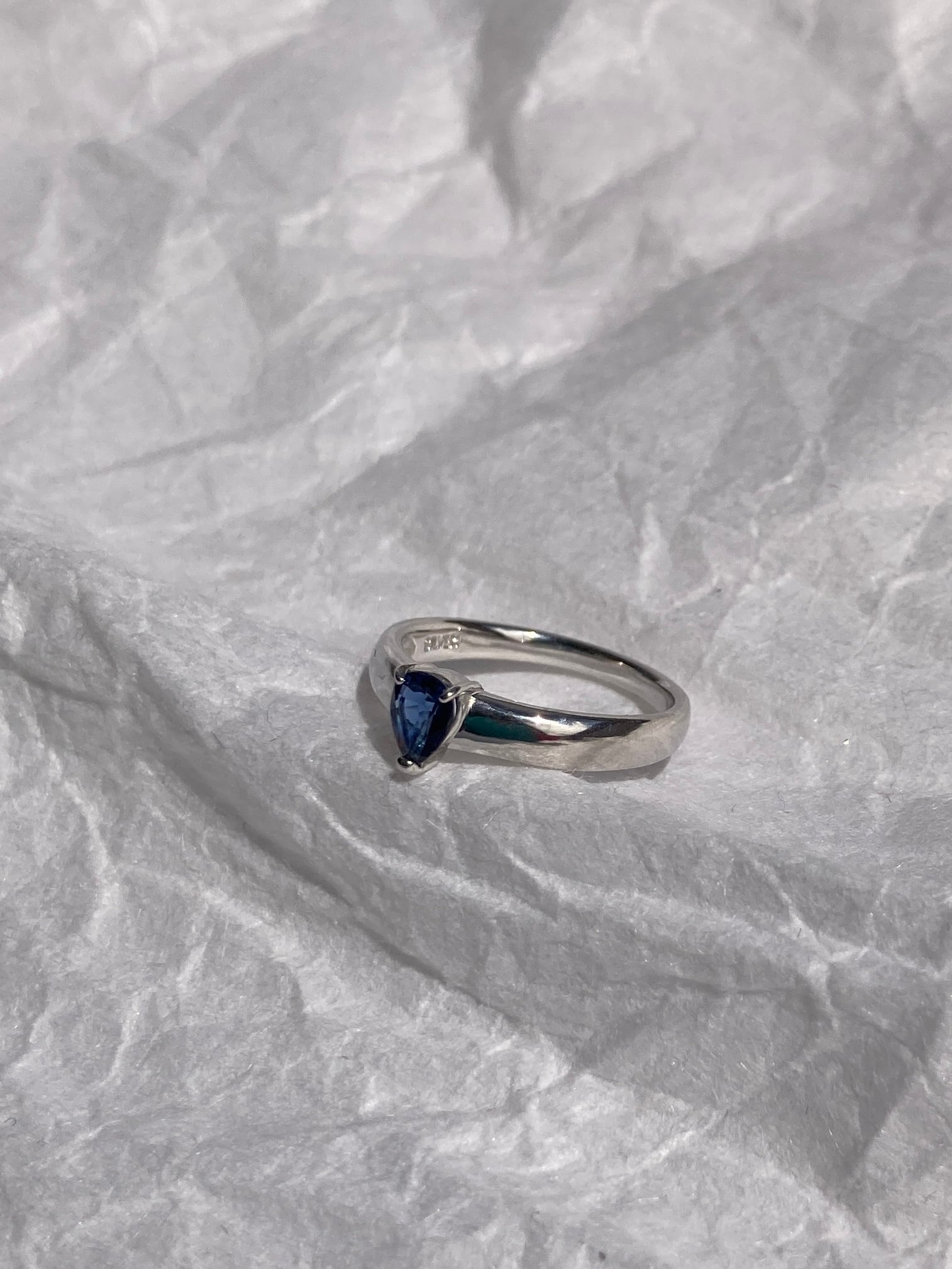 サファイアシルバーリング サファイアリングKR5882 サファイア