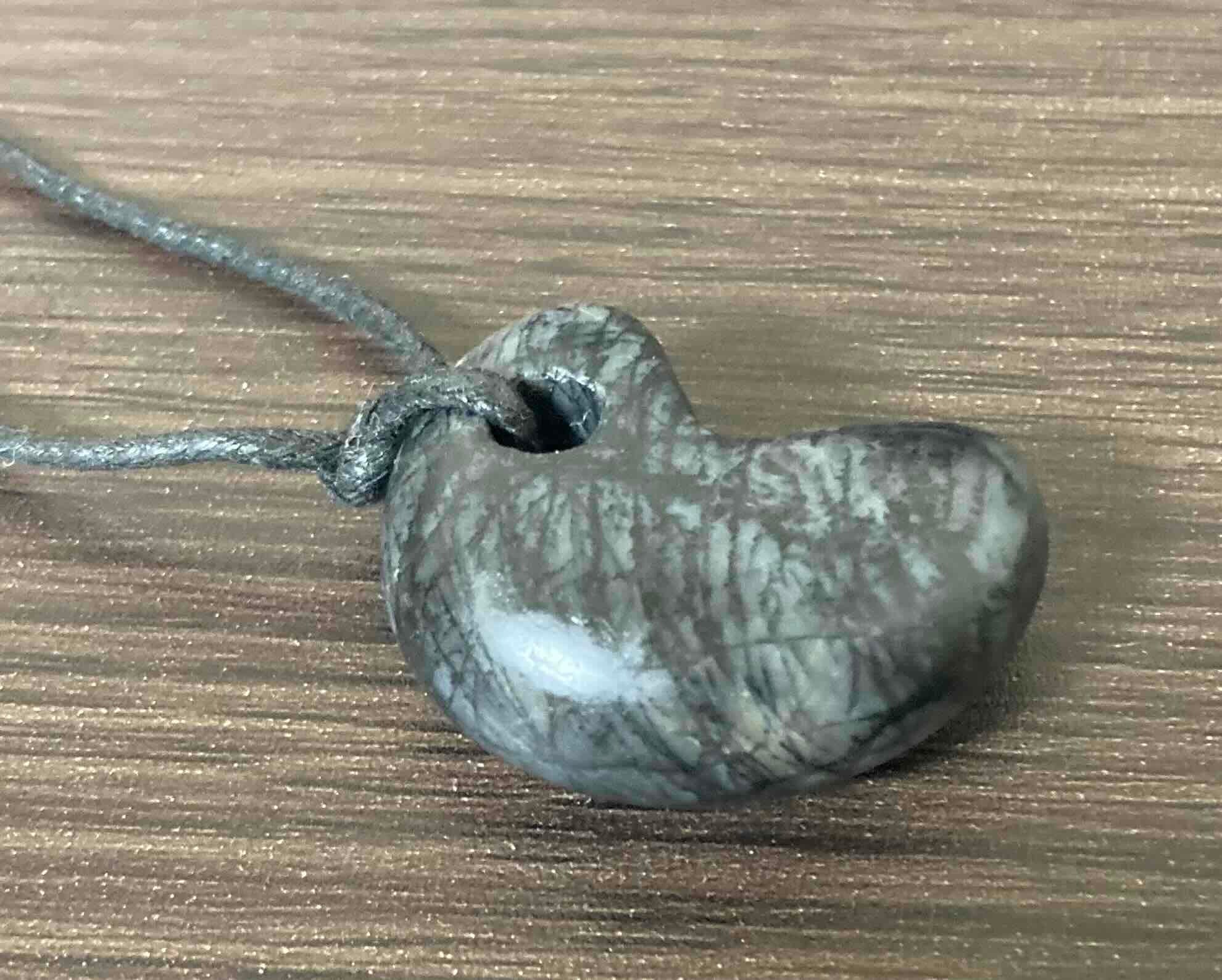 美しい「徳島・阿波翡翠」採取ガイドチケット販売！ | 翡翠原石と翡翠