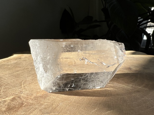 manihar quartz