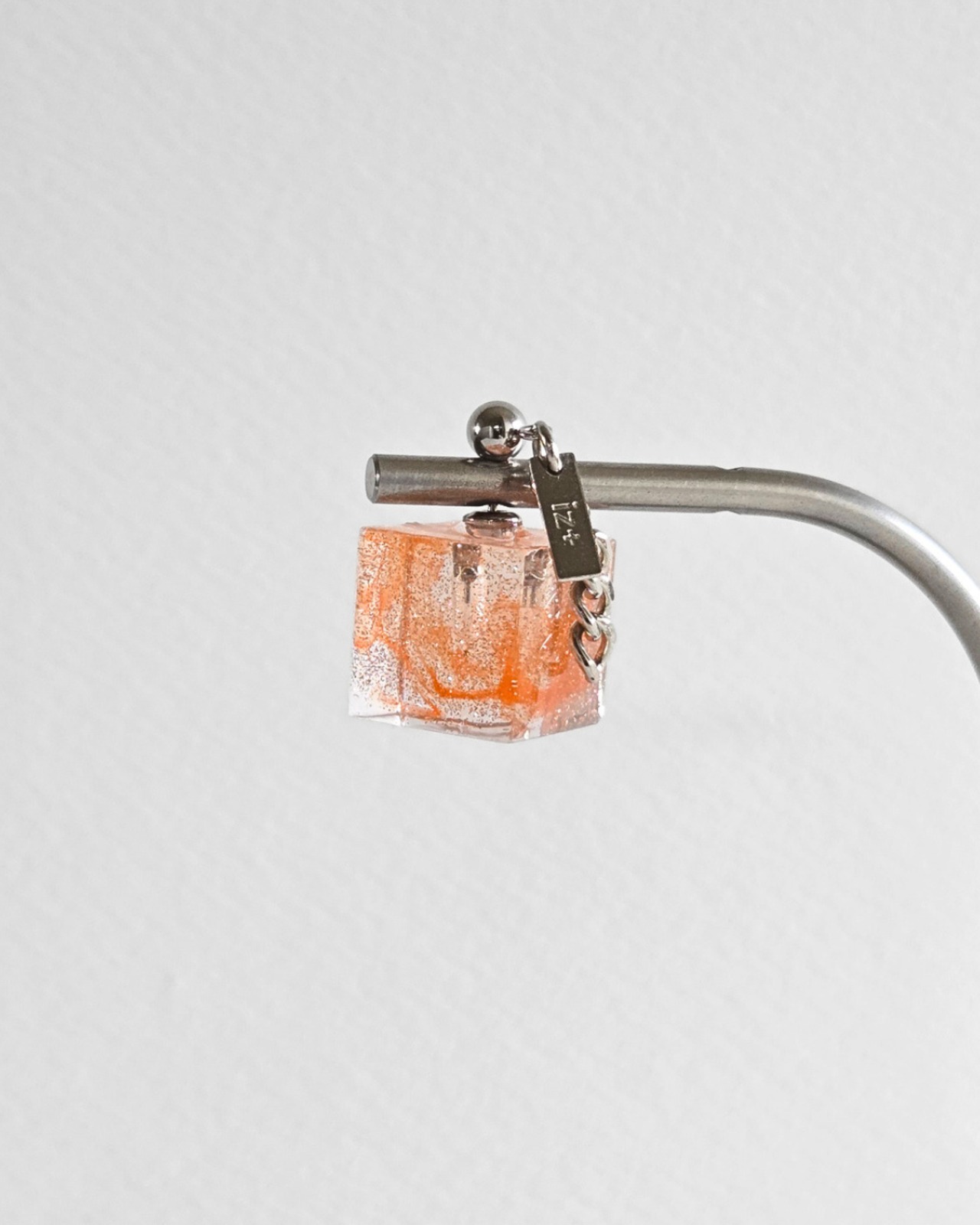 BOLD CUBE. [orange] - 4