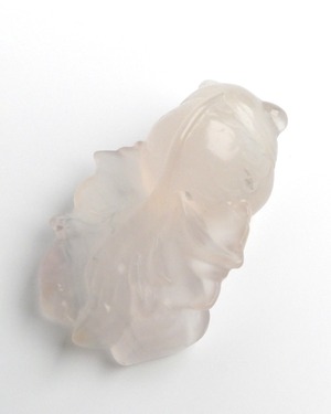 White Fluorite ホワイトフローライト ⭓ 金魚 ⭔ CARVING