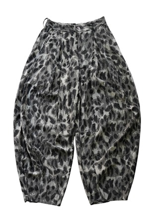 【Nora Lily】Camo Tuck Balloon Barrel Pants- グレーカモ