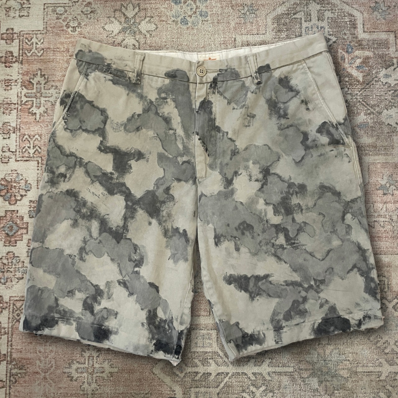 DOCKERS / HANDPAINT CAMOUFLAGE CHINO SHORTS / ALTERED