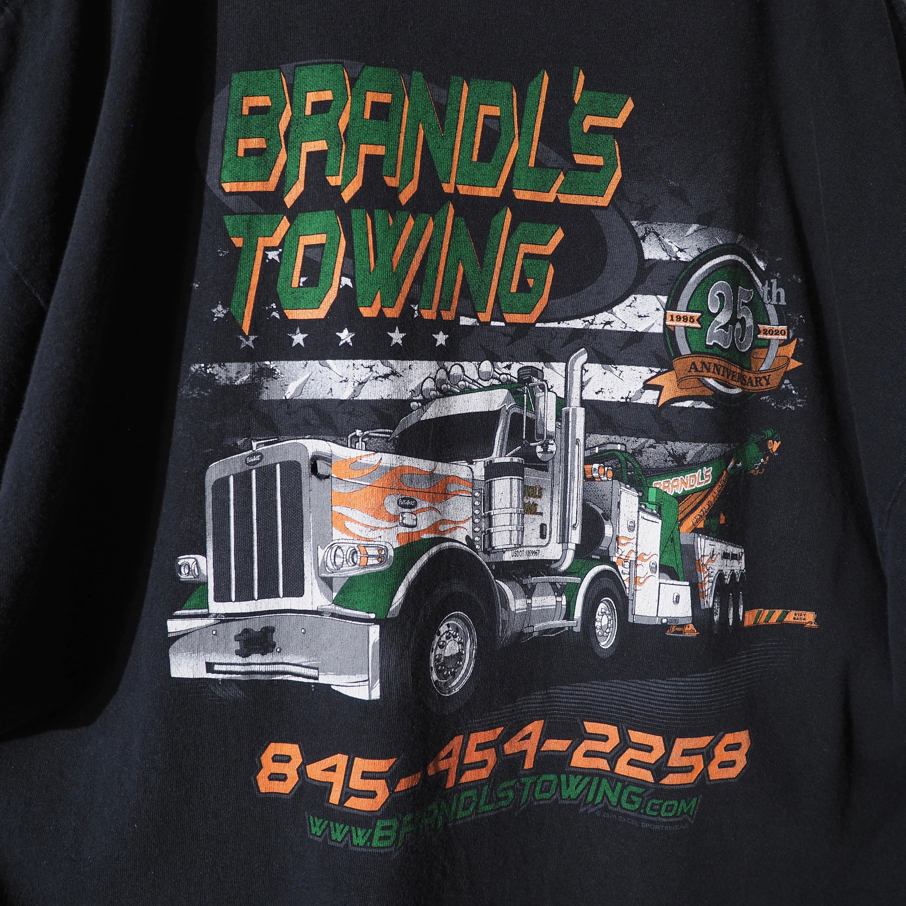 Burning tow truck printed × Good fade Over silhouette Tee