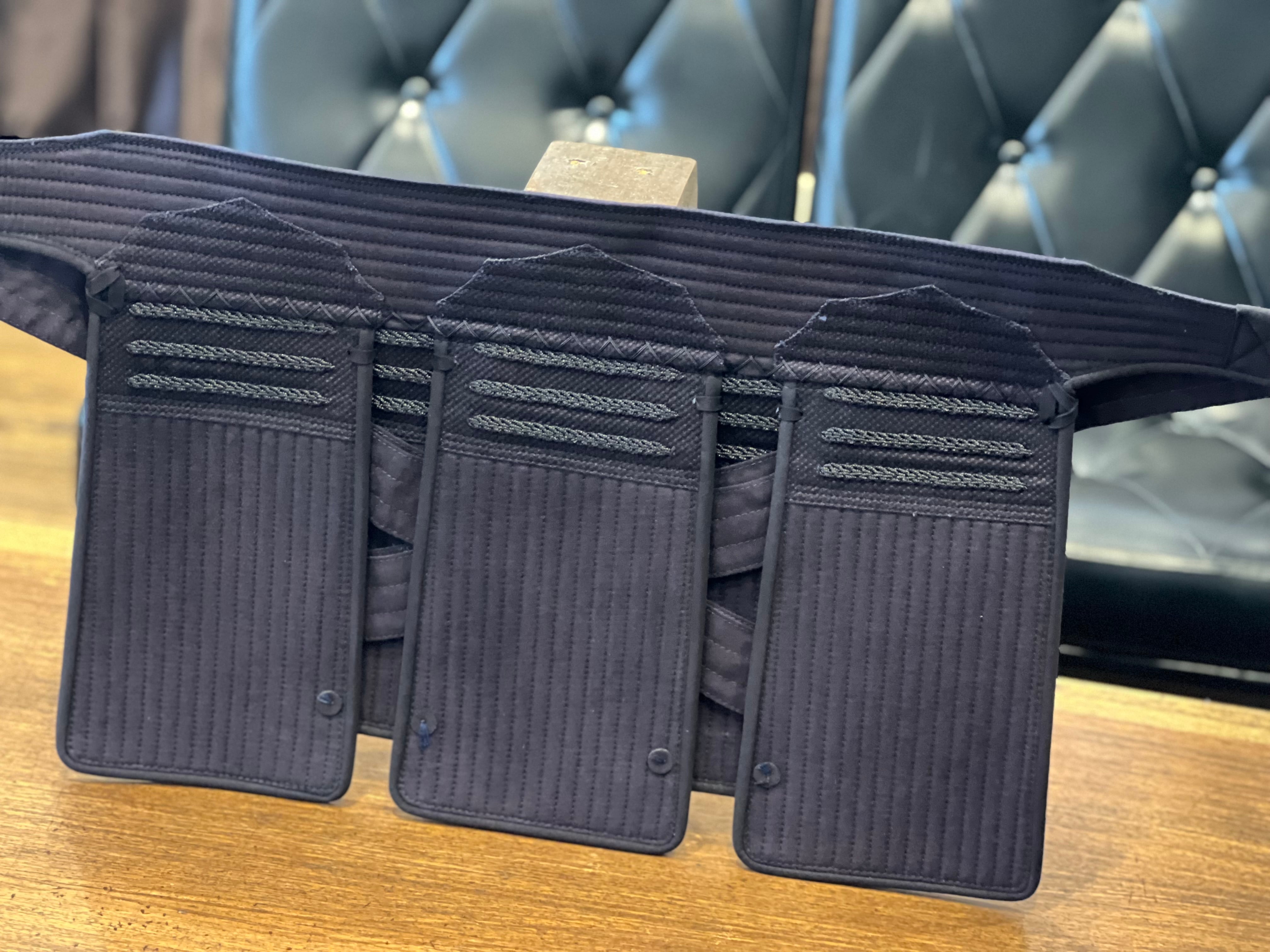 【超目玉品‼️】【優秀の稽古用の軽量垂‼️】【Lサイズ身長165〜175cm】5名様限定『ゼブラNo.10』10㎜ 織刺 垂