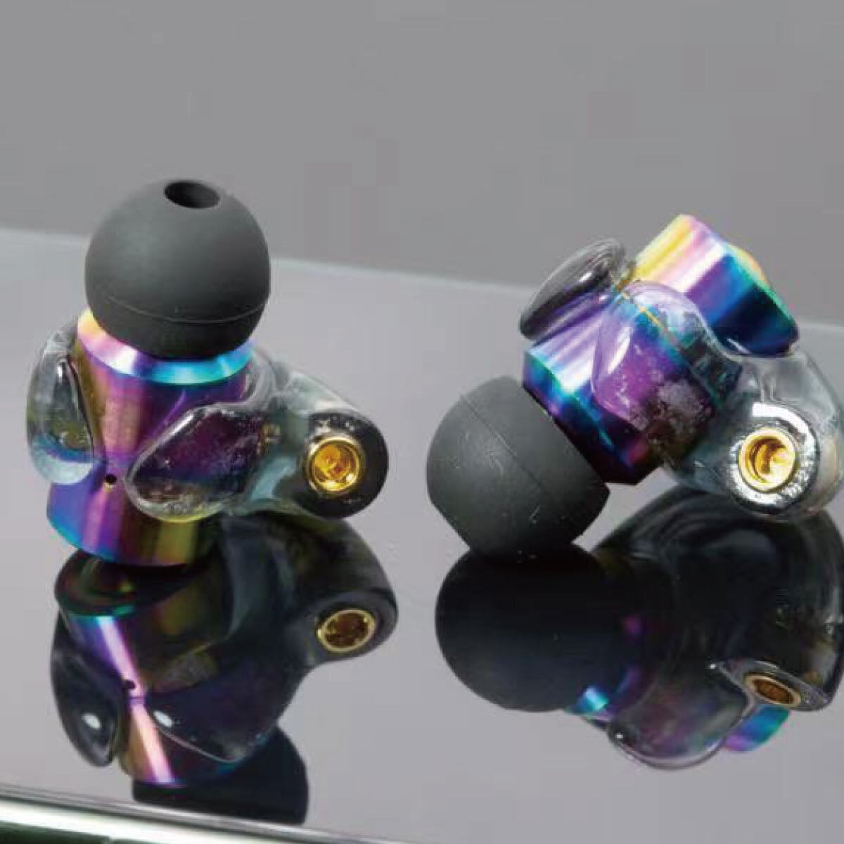 Initial A「月 - Moon - 」平面駆動ドライバー×BAイヤホン Amazon.co.jp: Initial A 月 - moon - 10mm平面駆動ドライバー