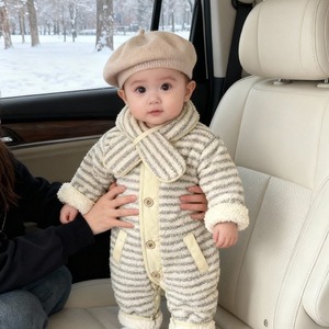 【BABY】冬新作　暖かいボーダーロンパース
