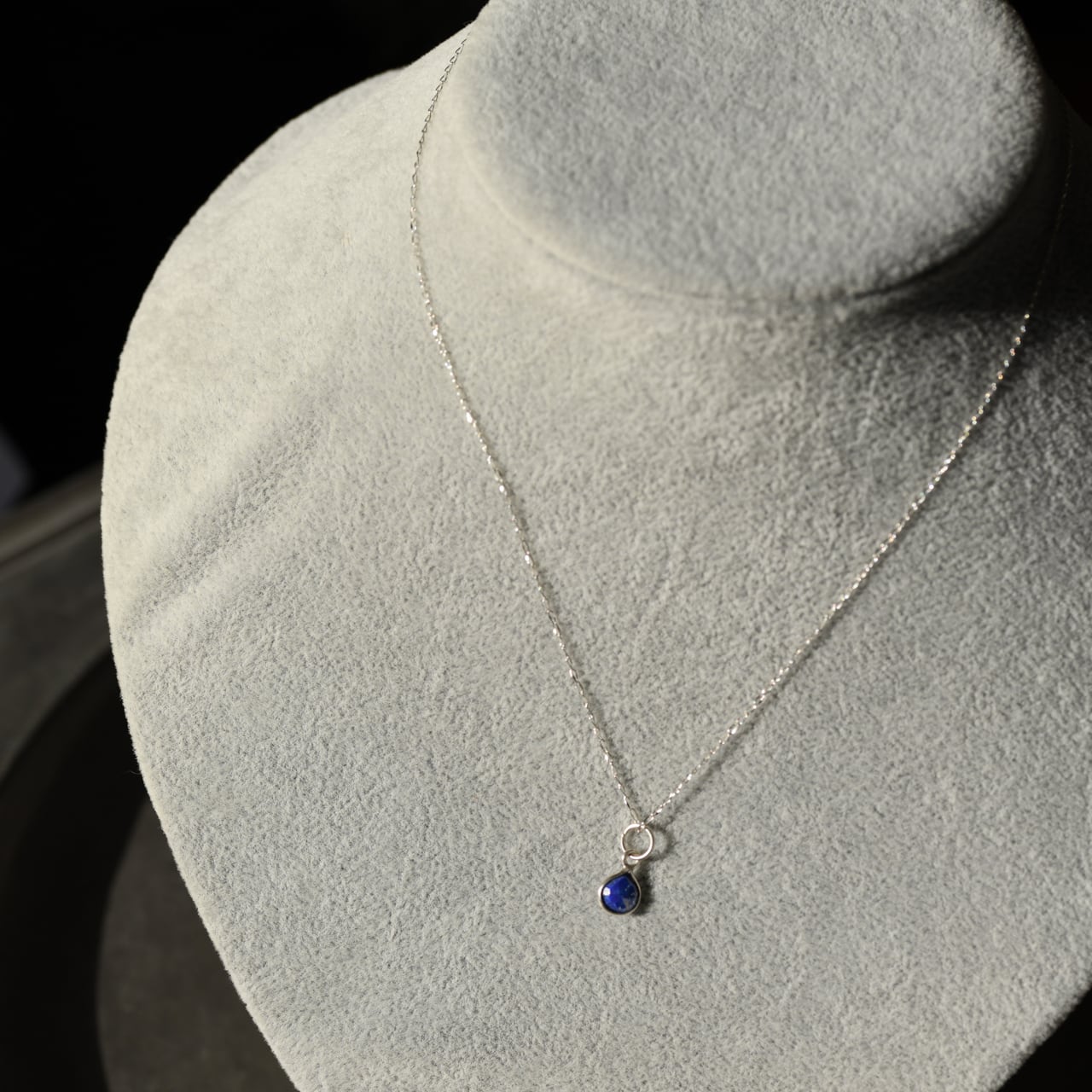ラピスラズリの天然石ネックレス（Silver925／14kgf） アクセサリー