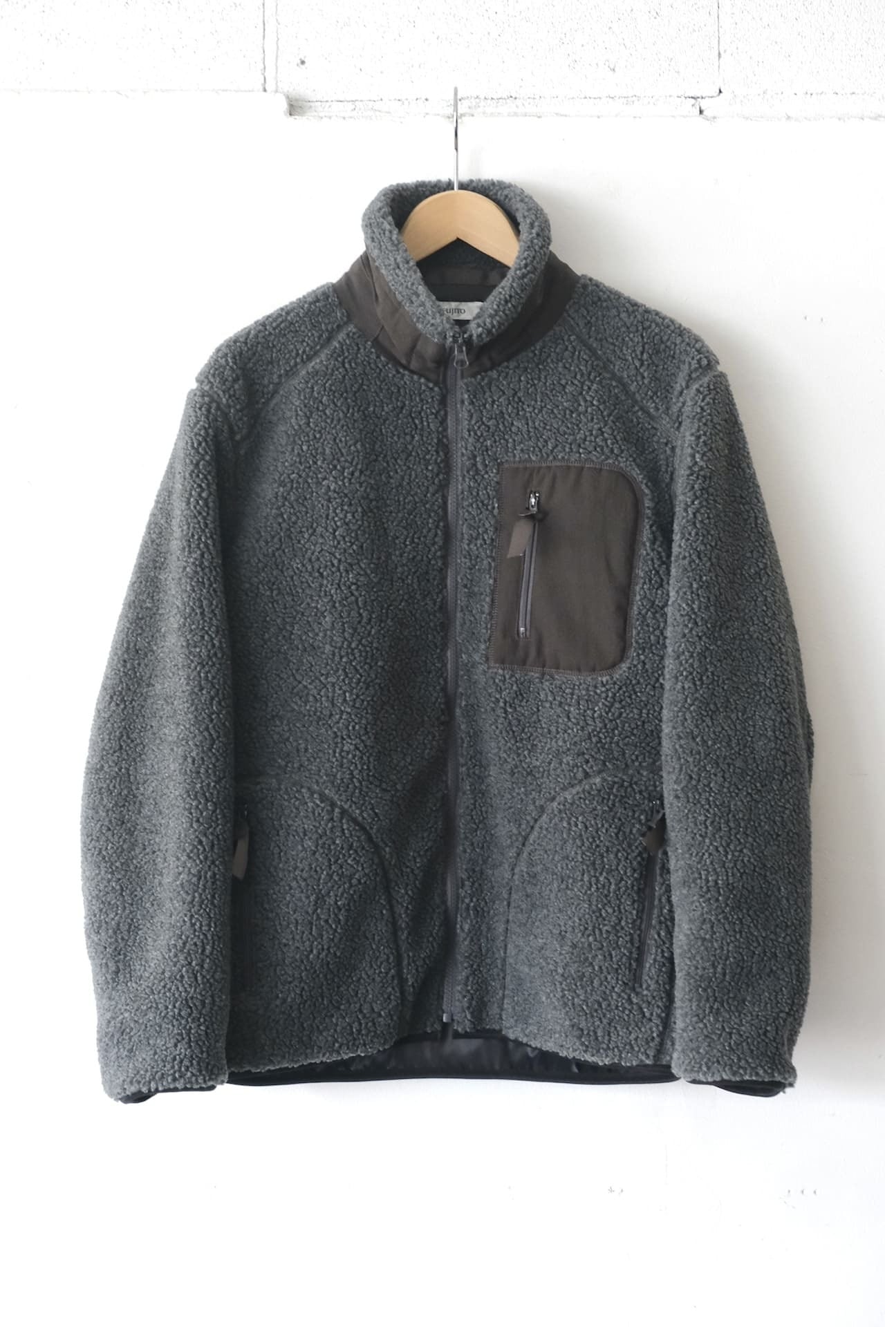 新品☆ ANAYI タフタフードブルゾン/セオリー、23区、ロペ、セルフォード 新品☆ ANAYI タフタフードブルゾン/セオリー、23区、ロペ、セル
