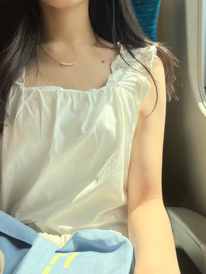 Fril nashi blouse