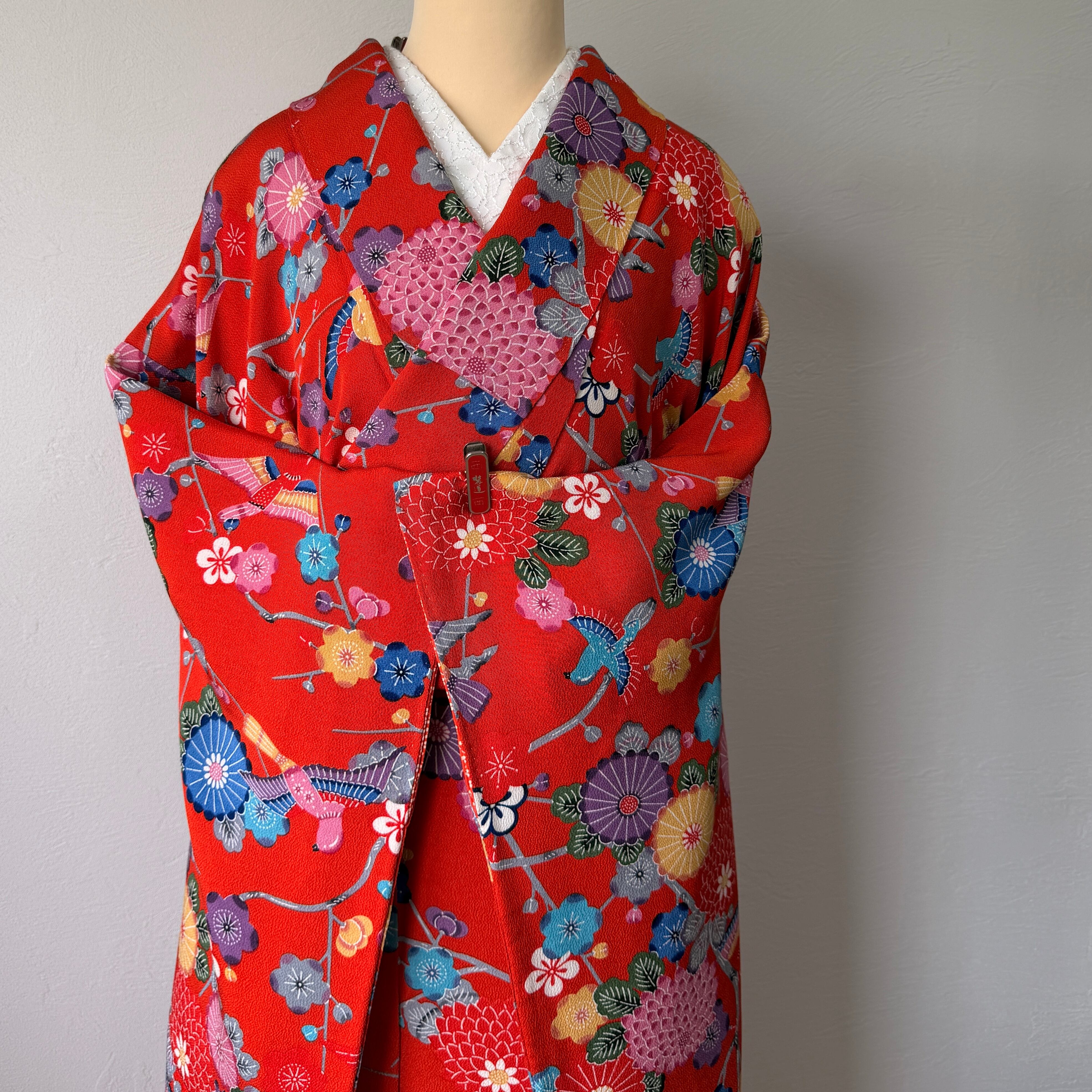 振袖】琉球紅型 赤地 花鳥文様 総柄振袖 成人式 卒業式 結婚式 華やか