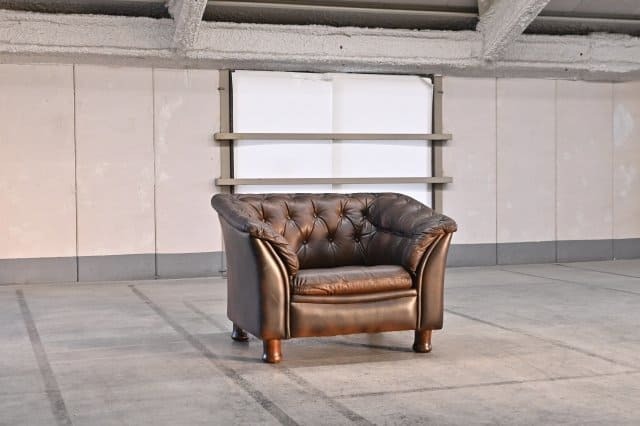 デンマーク製 25万 Wiels MOBLER HAARBY 本革 1人掛けソファ シングル ラウンジチェア 1P チェスターフィールド ビンテージ【中古家具/中古インテリア/USED家具ユーズド家具/リサイクル】