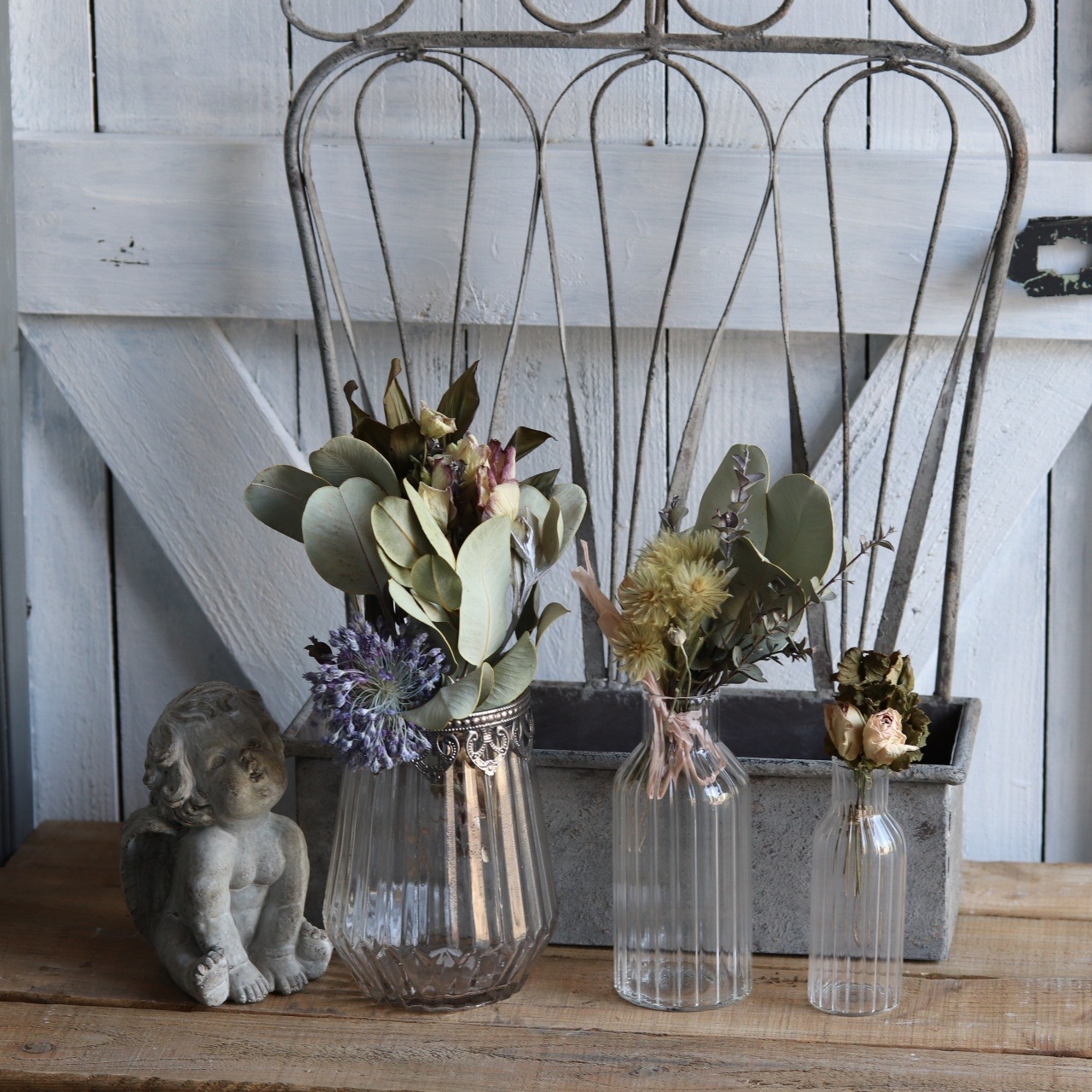 蚤の市　大き目なお花の一輪挿しにおすすめのフローラシングルベースL