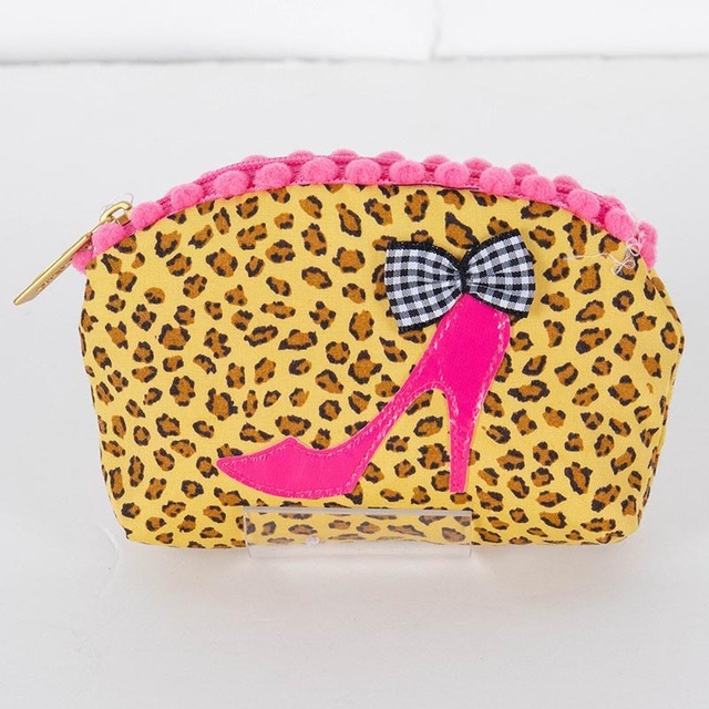 ポーチ　TUNIC　エレンのヒールプチケース　アニマル　18189-A