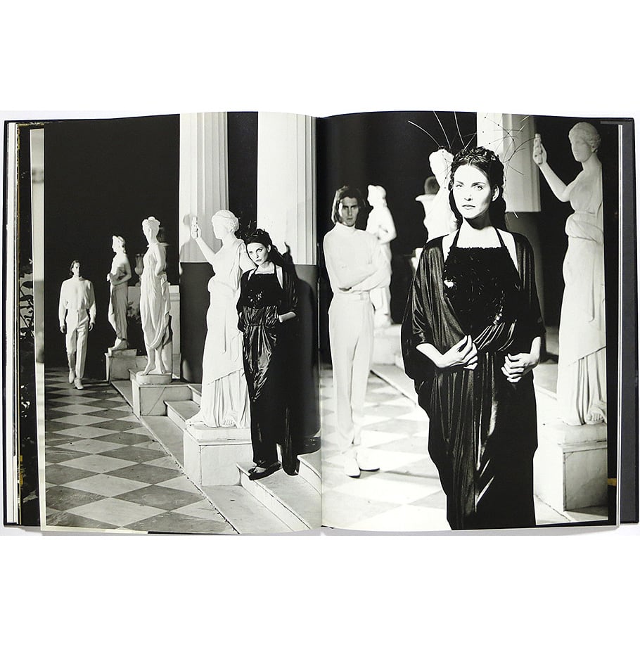 カール・ラガーフェルド Karl Lagerfeld  裸の王様　英語版 絵本 カール・ラガーフェルド Karl Lagerfeld 裸の王様 英語版 絵本 裸の