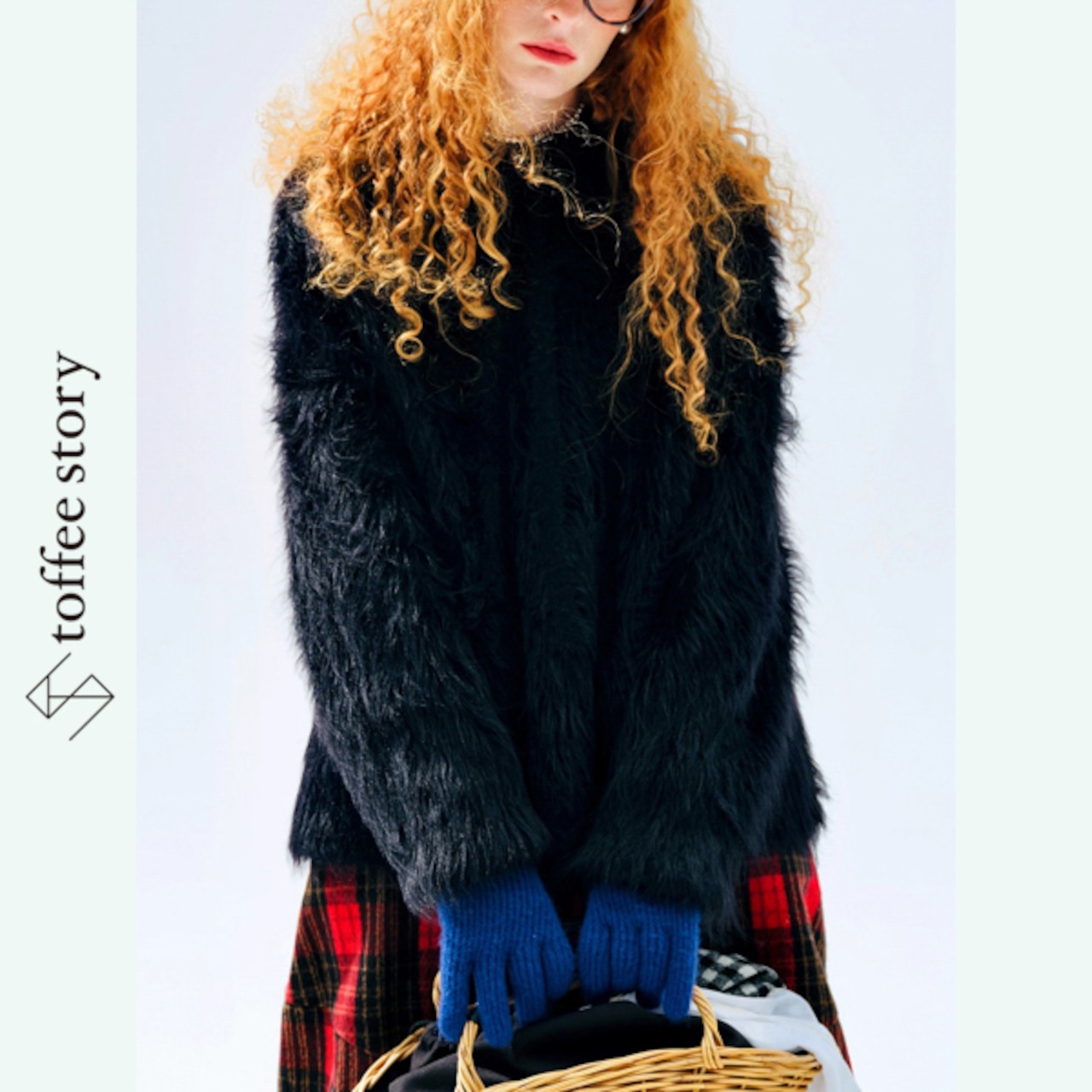 【3color】冬を遊ぶ、カラーポップ・フェイクファーフーディ 《i0837》