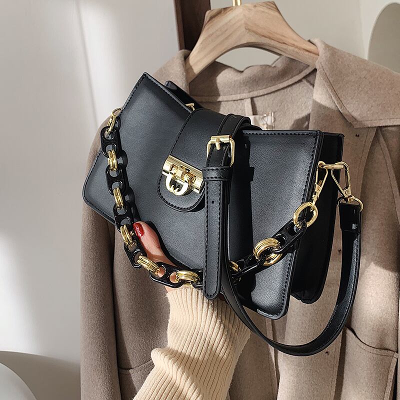 レッド スクウェア メッセンジャーバッグ 手作りハンドバック31968587777