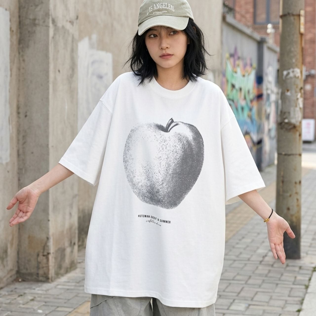 グラデーションアップルプリントルーズラインTシャツ 2col R02149