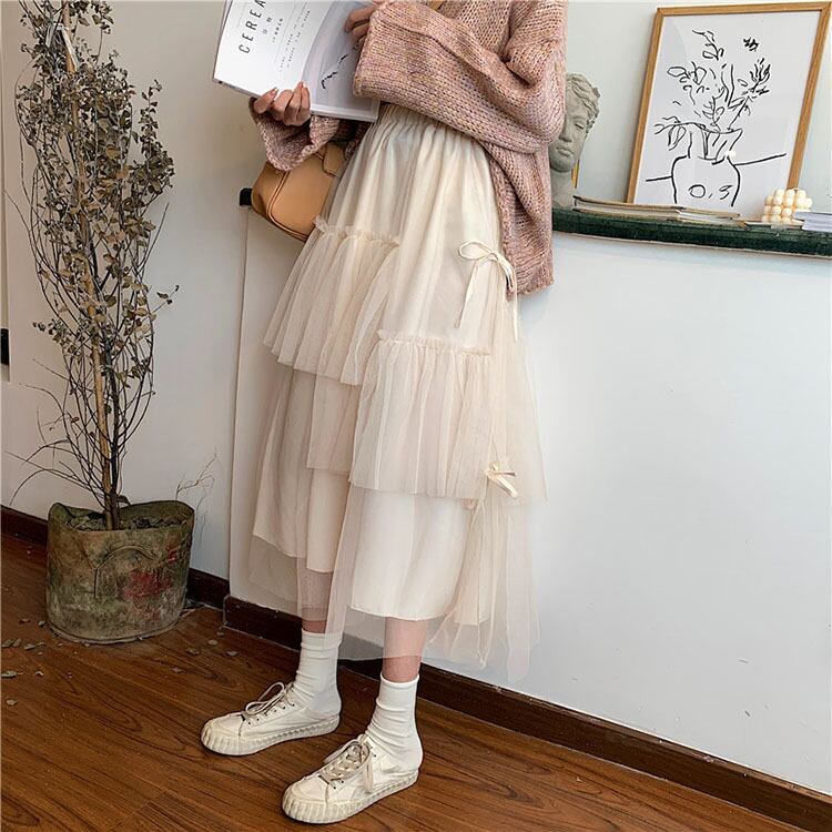スカート レディース 2色 ロングスカート ティアードスカート S M L アプリコット ブラック チュールスカート レーススカート ミモレ丈 Aライン ウエストゴム かわいい 大人可愛い きれいめ フェミニン おしゃれ お洒落 おとな ナチュラル キュート ガーリー 学生 通学 デート お出かけ 女子会 旅行 春 夏 秋 冬 10代 20代 30代 韓国系 着回し 普段使い 重ね着 体型カバー コーデ 韓国ファッション フレンチファッション キュート 送料無料