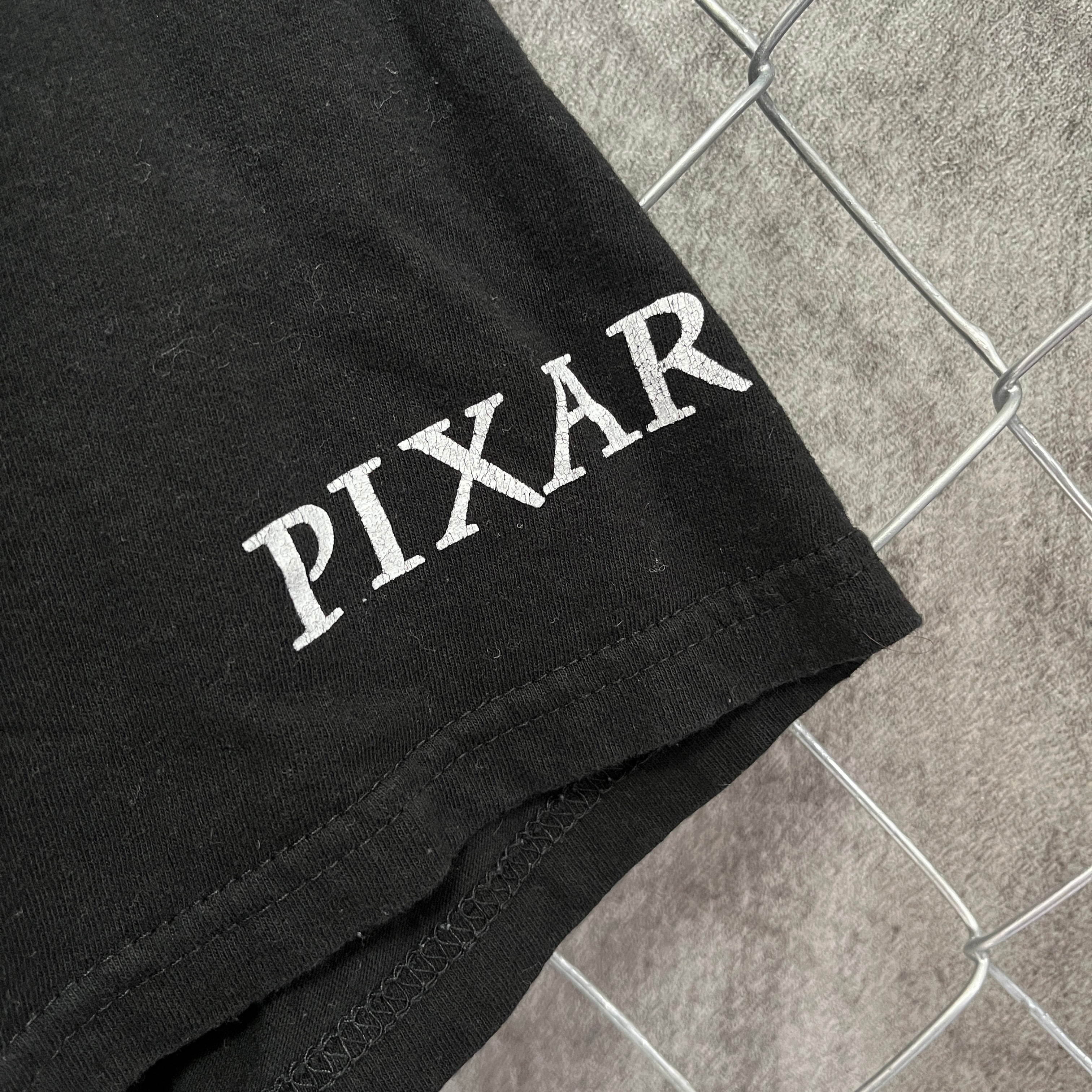 PIXAR ロゴ刺繍 Disney 00s 古着　Y2K 人気 PIXAR ロゴ刺繍 Disney 00s 古着 Y2K 人気