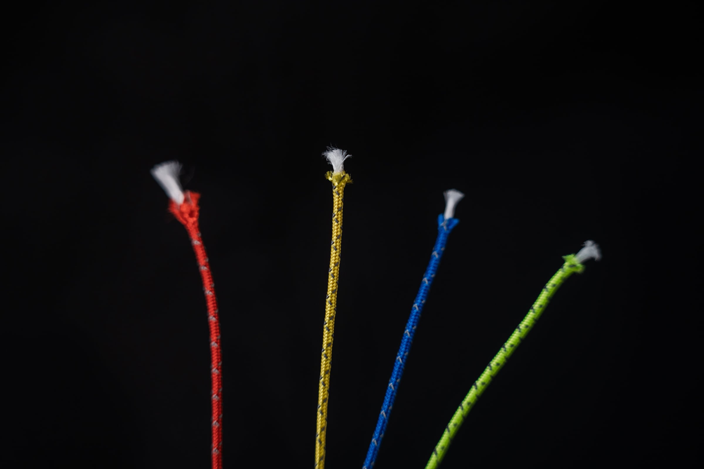 1.4mm Dyneema Core Reflective Guyline 30mカット | JINDAIJI